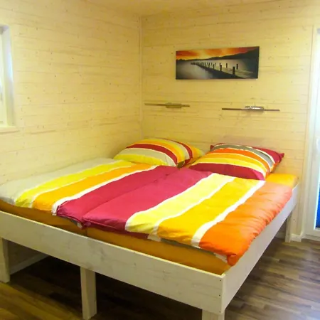 Annis View Apartmán *
